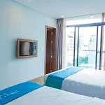 Yen Vy Hotel And Apartment