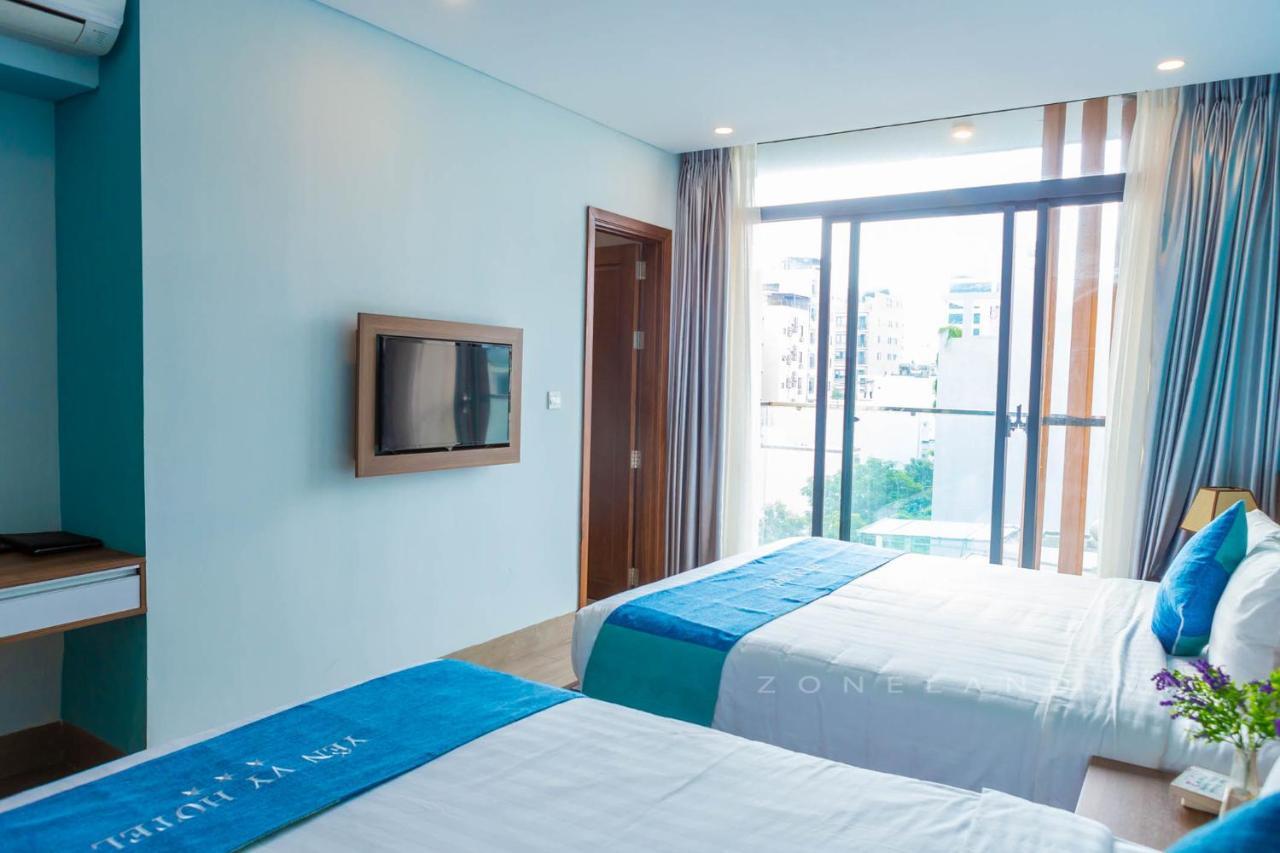 Yen Vy And 4* Da Nang